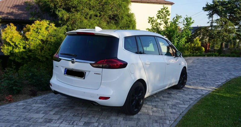 Opel Zafira cena 81000 przebieg: 87830, rok produkcji 2017 z Lębork małe 154